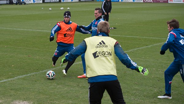 希望激发他 希望激发他