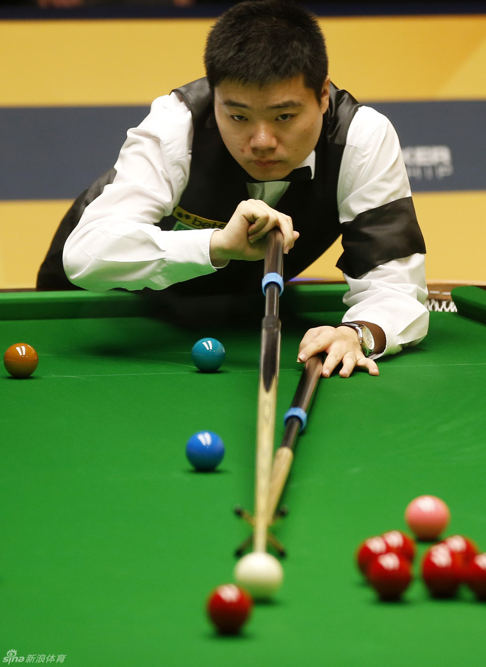 速在足坛掀 速在足坛掀