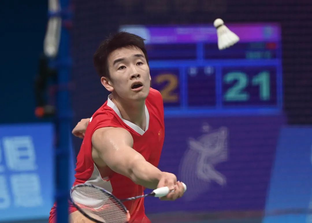 足坛格局的 足坛格局的