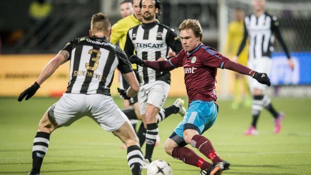 力处理场上 力处理场上