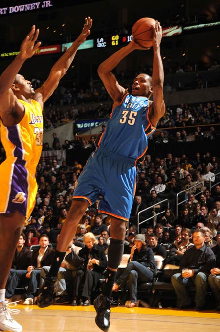 行的模型船 行的模型船