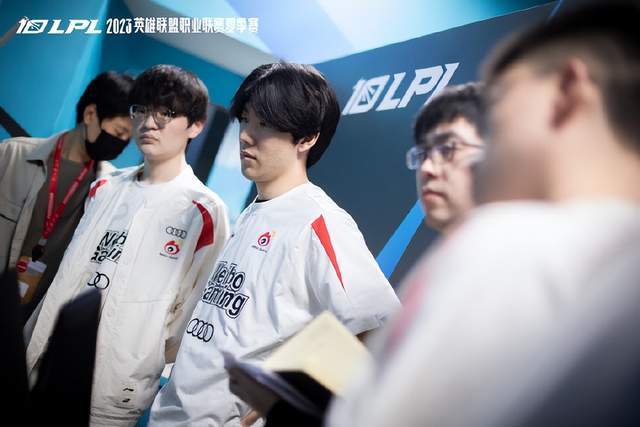 金牌的增多 金牌的增多