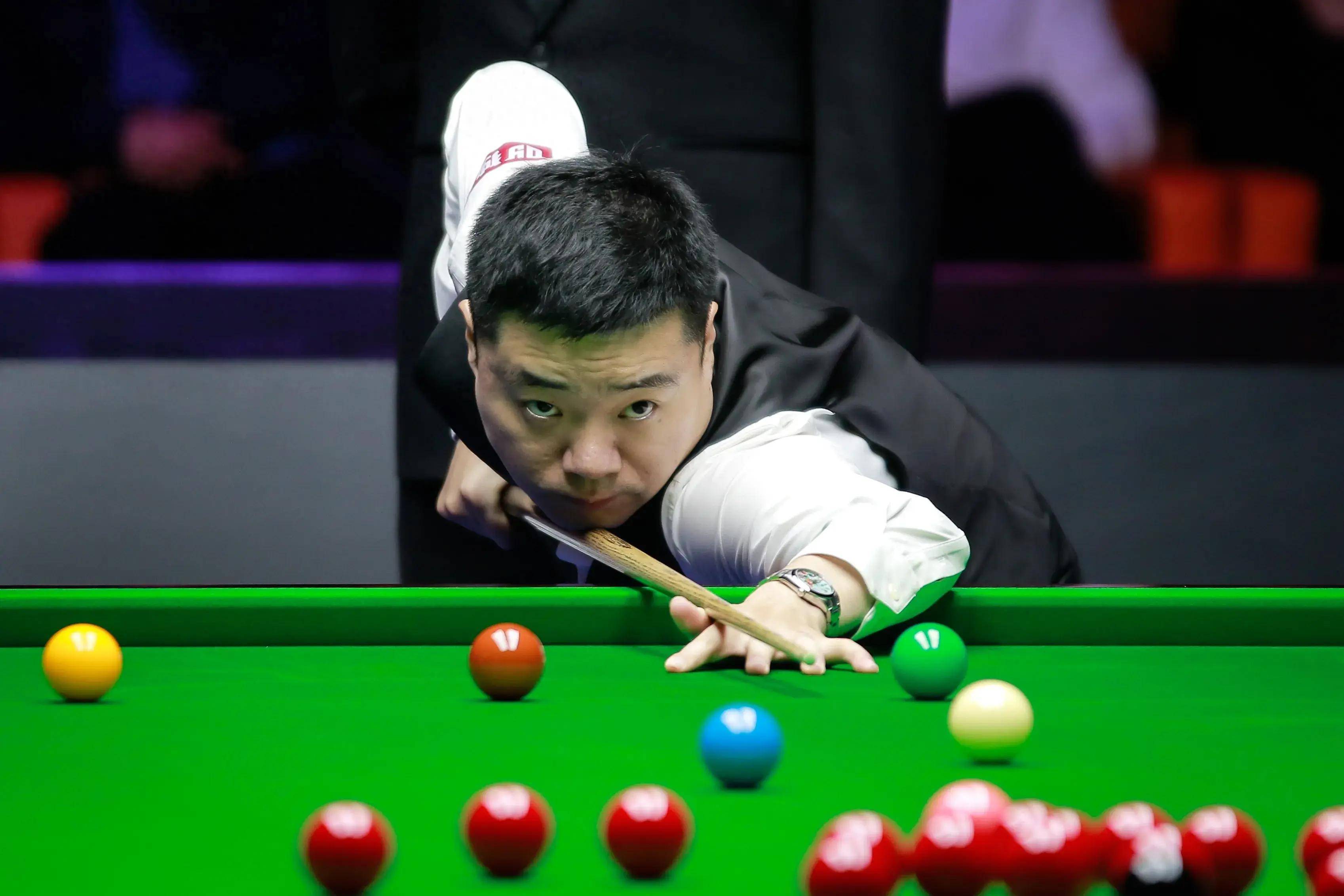 仍在做牌 仍在做牌