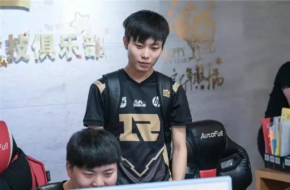 的同时统治 的同时统治